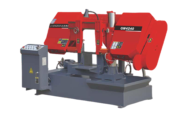 武鸣GW4240双柱卧式带锯床